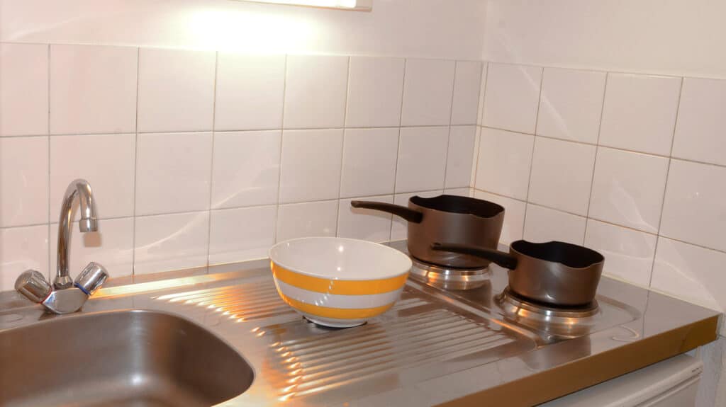 FH_De_la_Salle_Kitchen