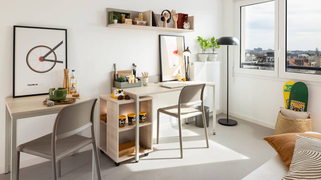 FH_Hortense-Wild_Bureau