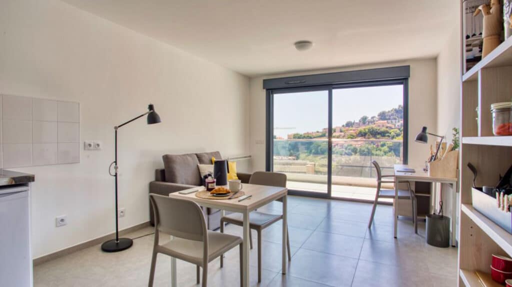 FH_Le-Grand-Bleu_Salon