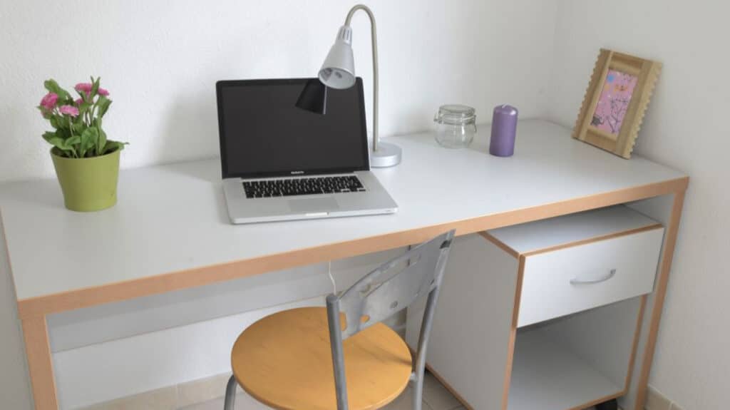 FH_Le-Velasquez_Bureau