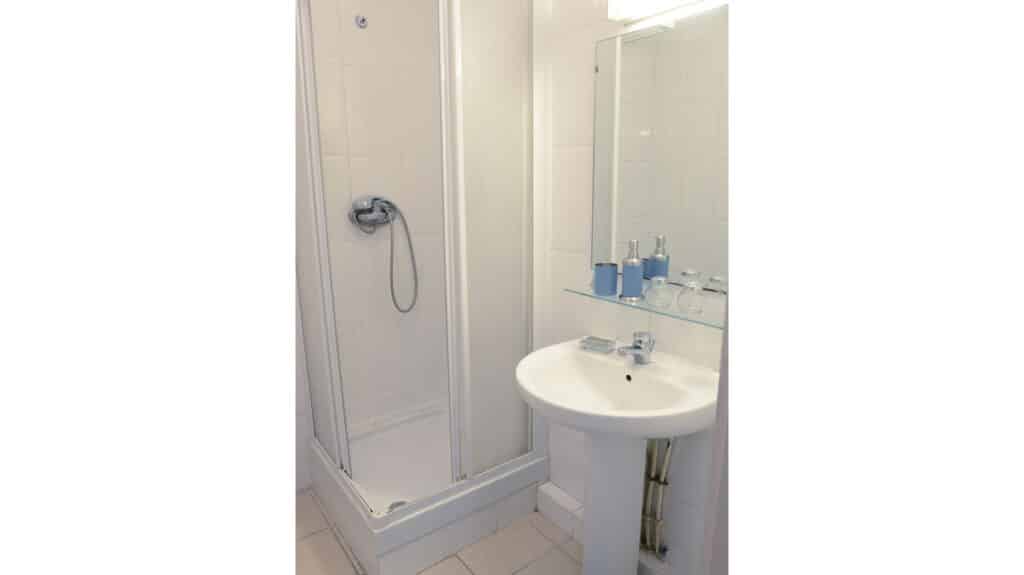 FH_Le-Velasquez_Douche