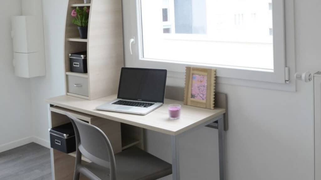 FH_Les-Jardins-de-la-Tour_Bureau