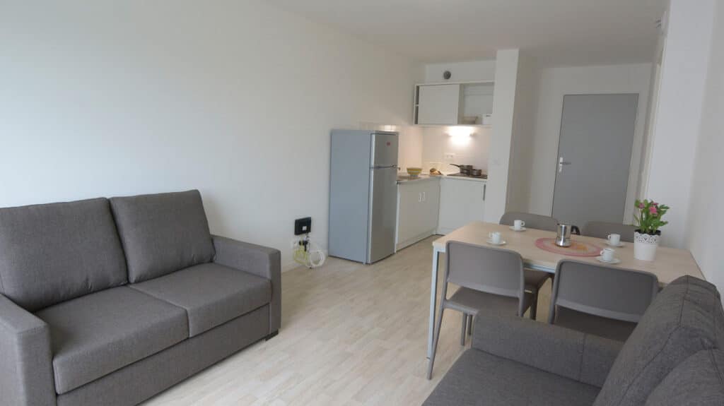 FH_MIS-etudiants_T5_Salon