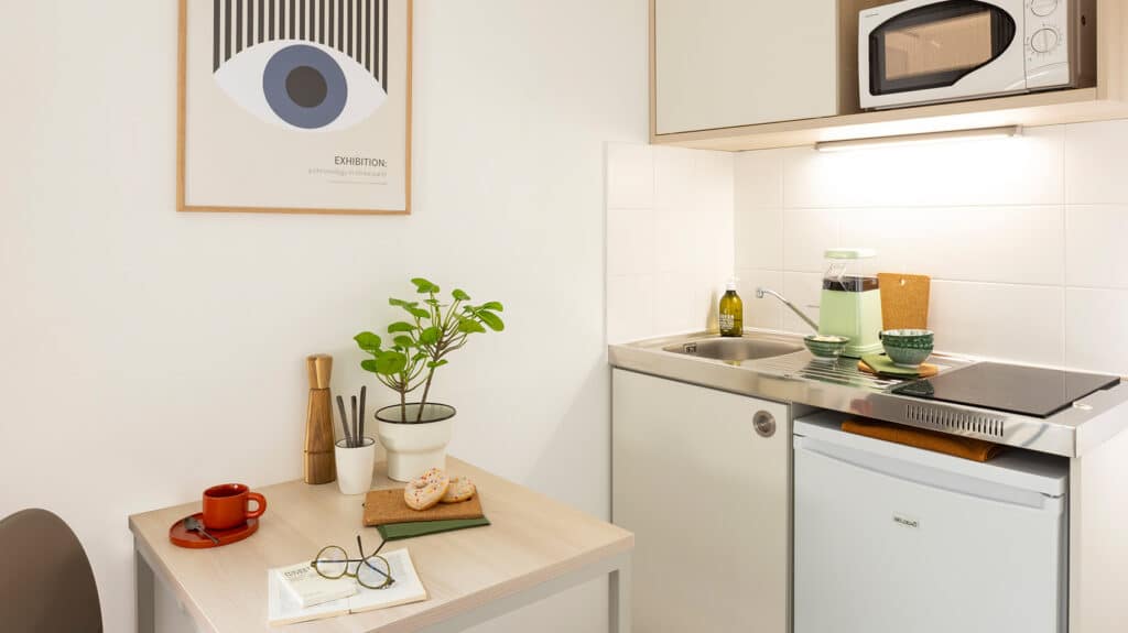 FH_Madeleine-Guitty_Cu