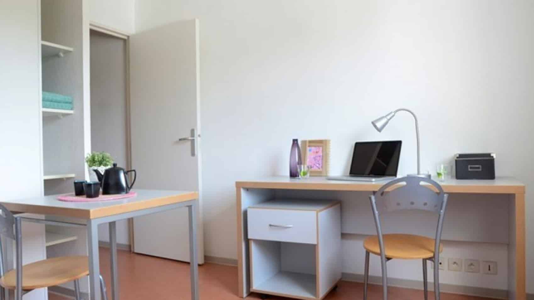 Fac-Habitat La Maison des Etudiants — 10/12