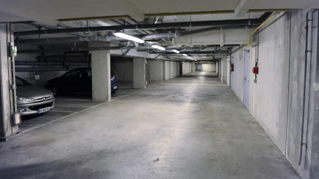 FH_Paul-Cezanne_Parking