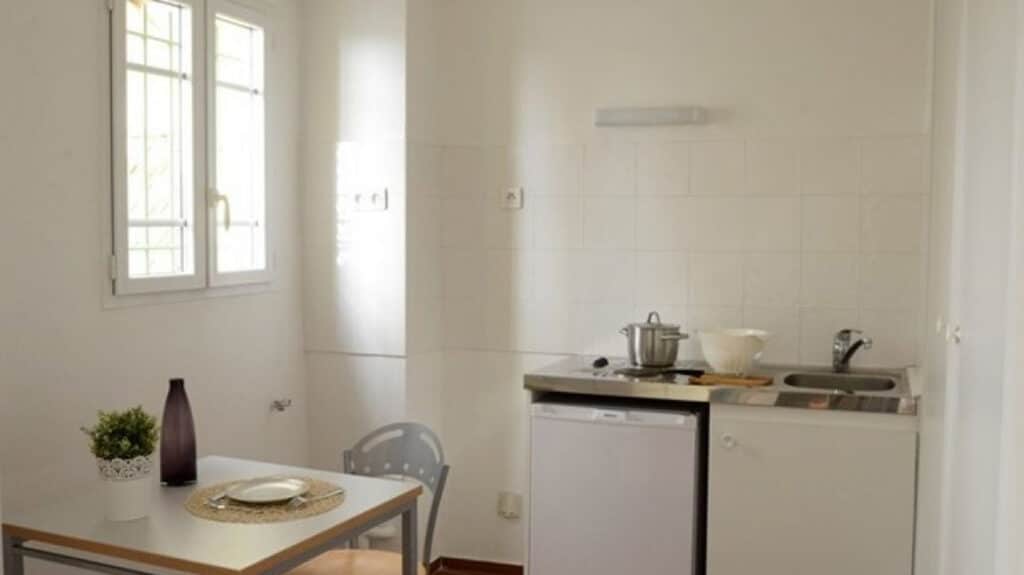 FH_Pertinax_Kitchenette