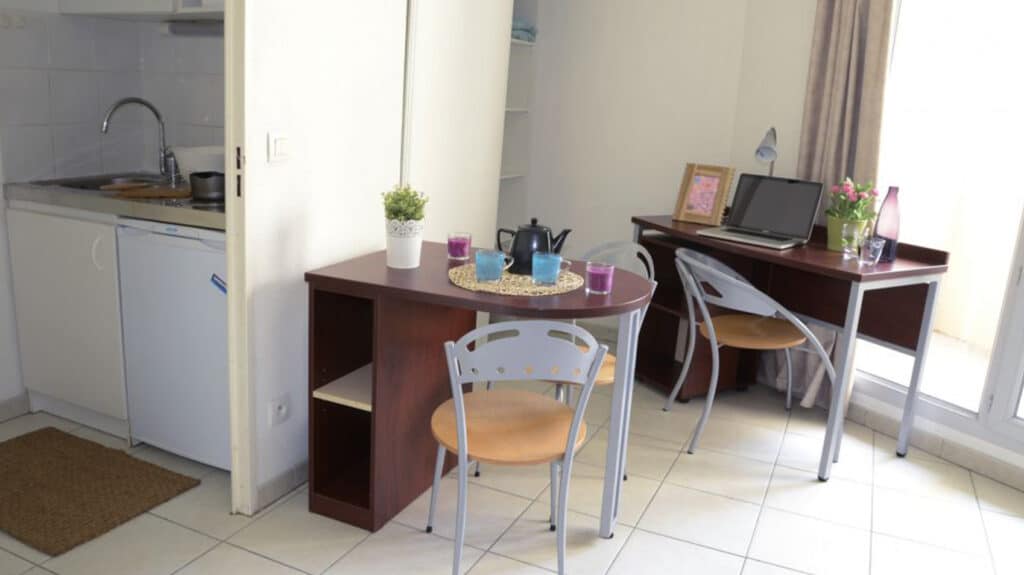 FH_Rene-Magnac_Bureau