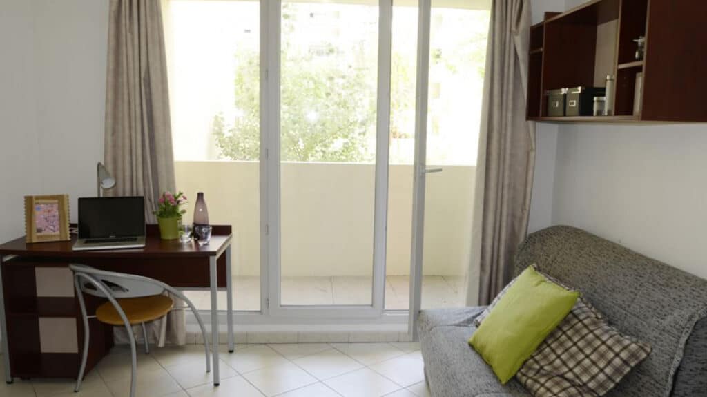 FH_Rene-Magnac_Chambre