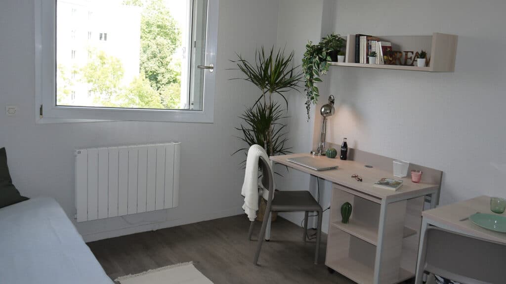 Résidence Fac-Habitat Saint-Exupery : Bureau 2
