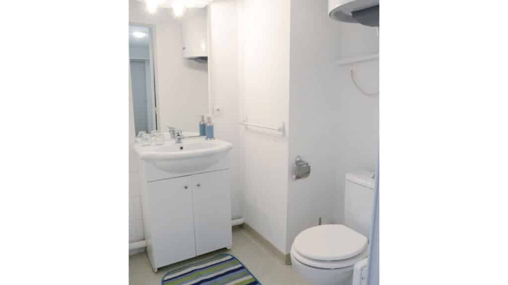 FH_Saint-Serge_Douche