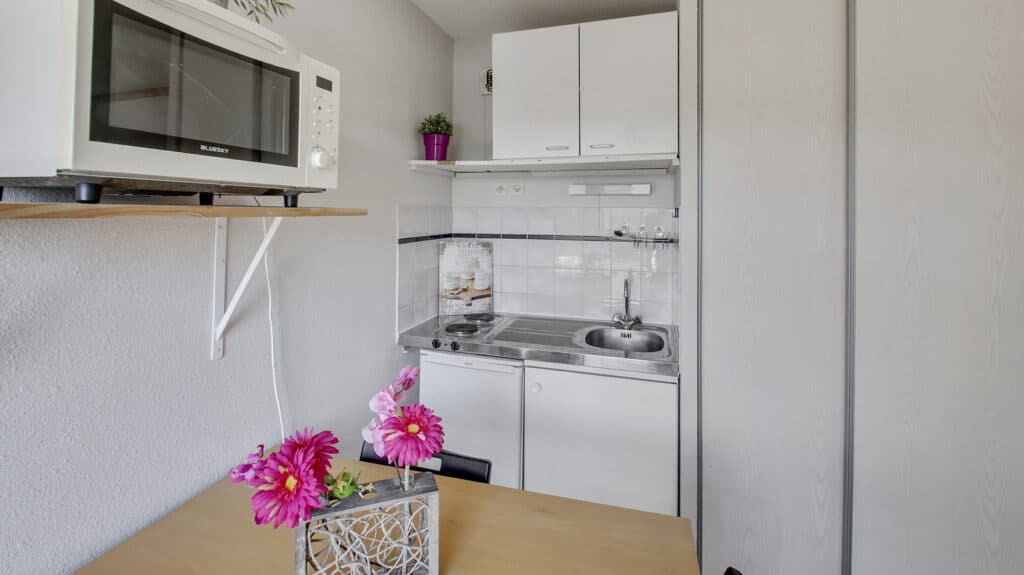 Logifac_Charcot_Kitchenette