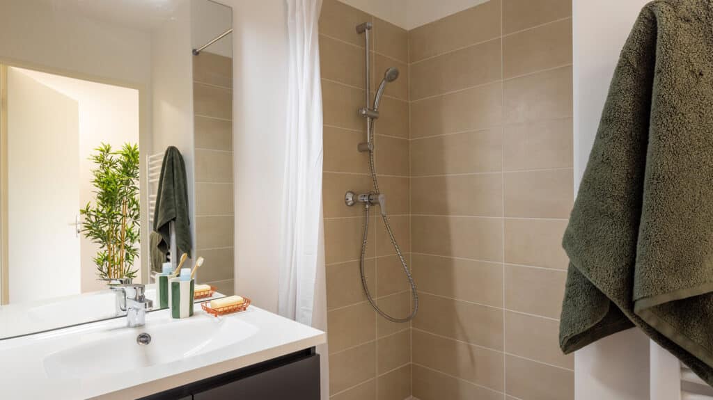 Résidence étudiante Logifac Otti Berger : douche