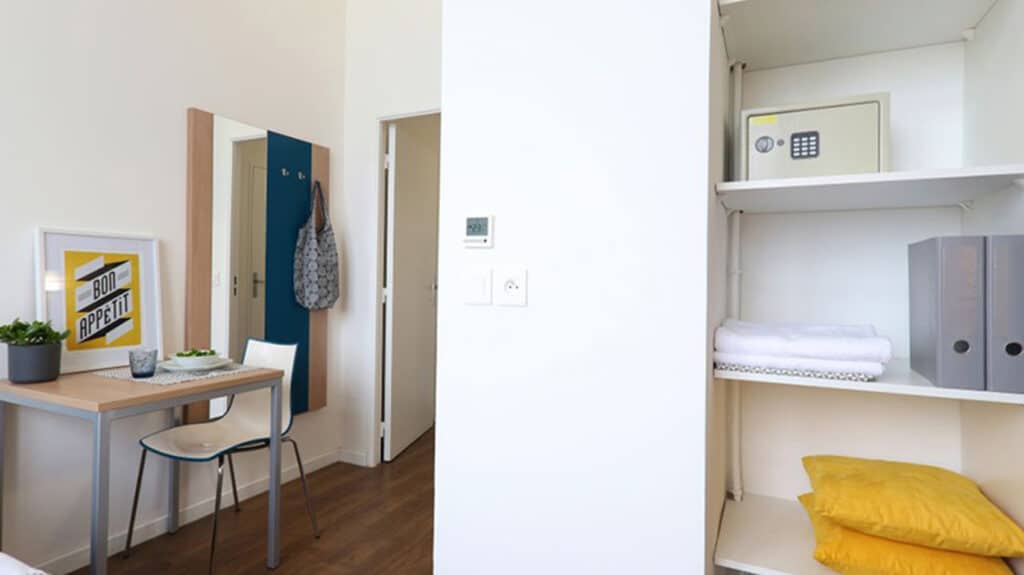 Logifac_Palatino_Bure