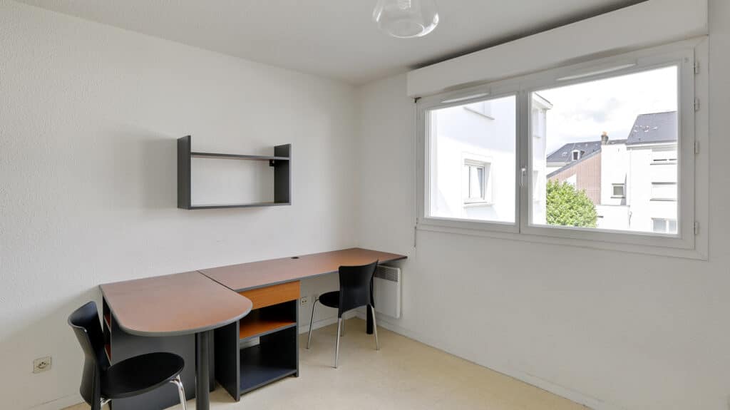 Logifac_Stanford_Bureau