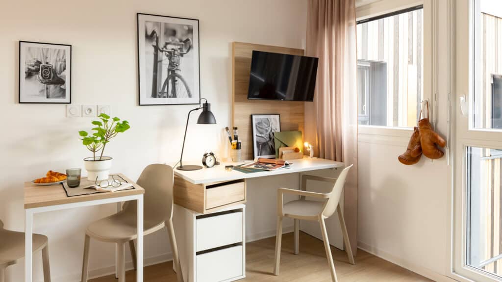 Epoux-Labrousse_Bureau